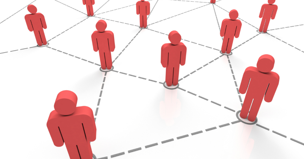 What Senior PMs Know About Communication That Juniors Don’t